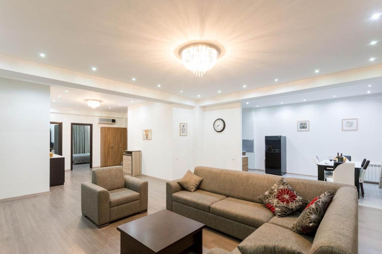 Apartment In The City Center Lll Tbilisi Luaran gambar